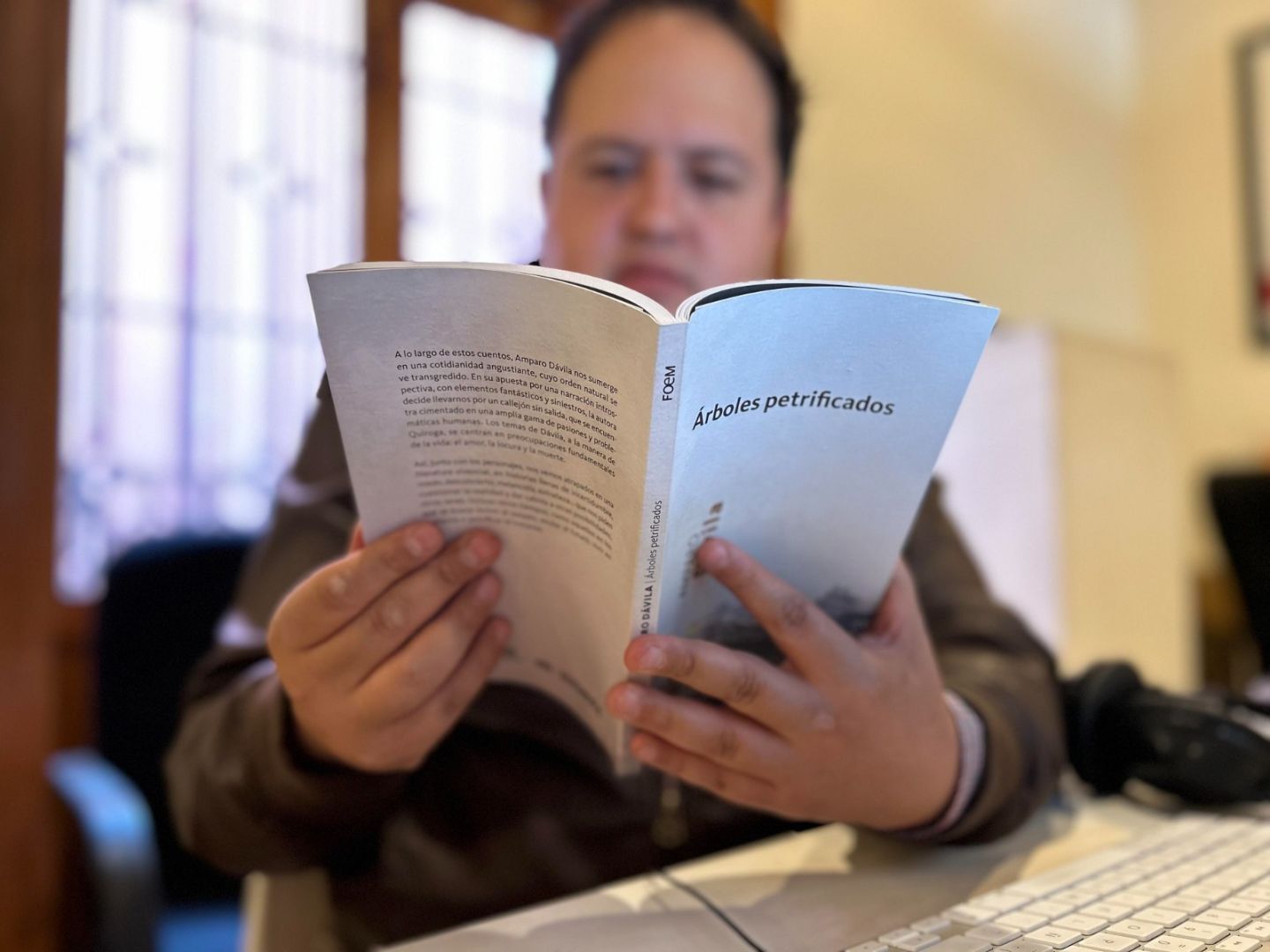 INVITAN A LEER TEXTOS DEL FOEM EN EL MARCO DEL DÍA NARANJA