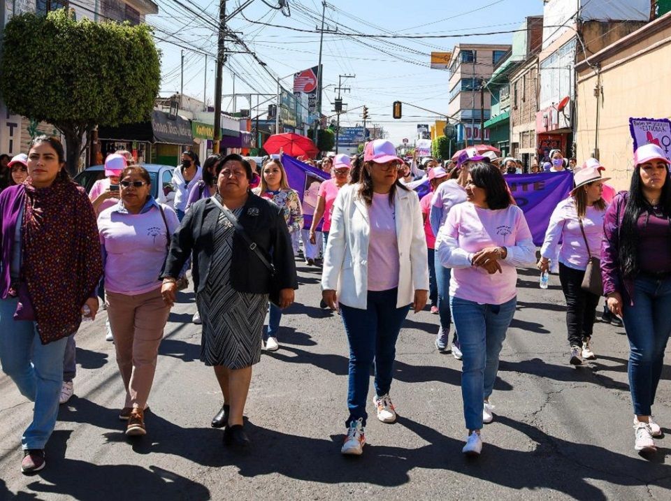 Conmemora Texcoco Día Internacional de la Mujer con caminata
