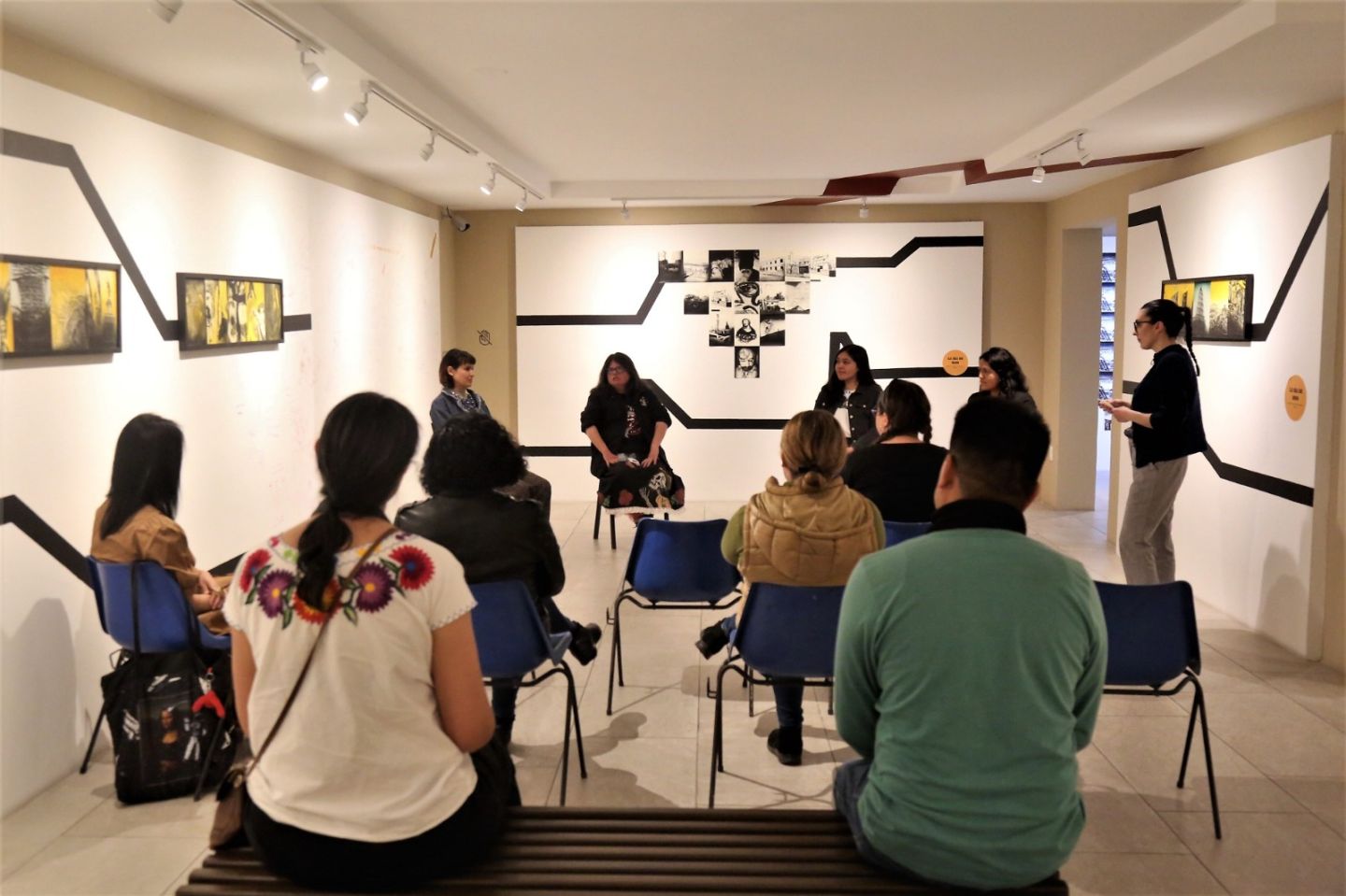 Presentan Charla Café con mujeres en la Gráfica, en El Museo de La Estampa