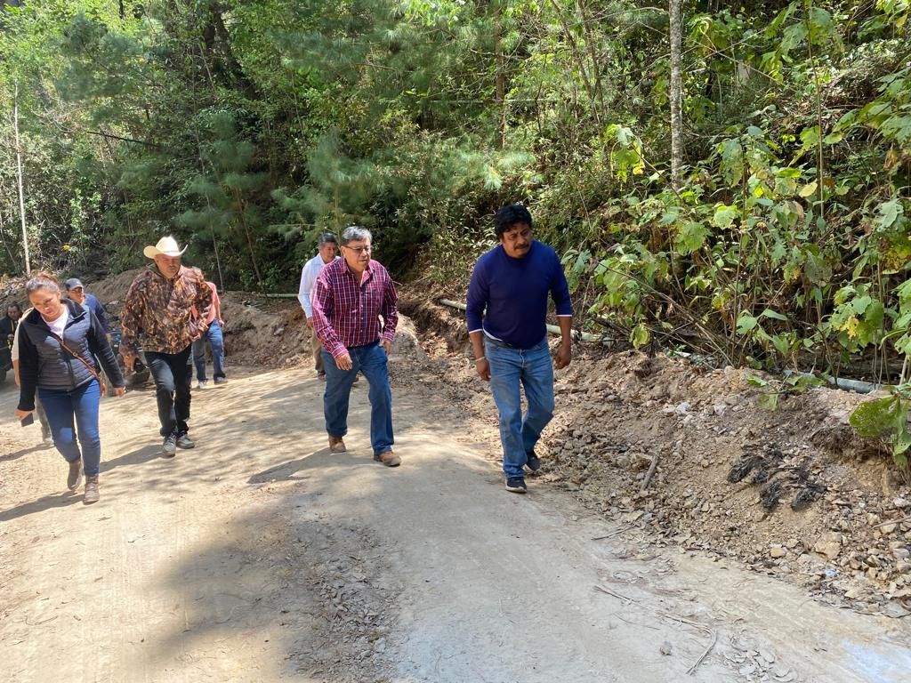 Rehabilita la Semaren Guerrero sistema hidrico de la localidad de Huacalapa, en Chilpancingo