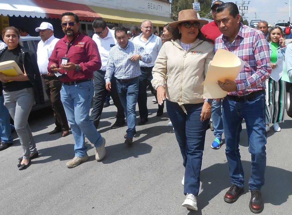 Autoridades de Texcoco entregan obras de infraestructura en la Trinidad