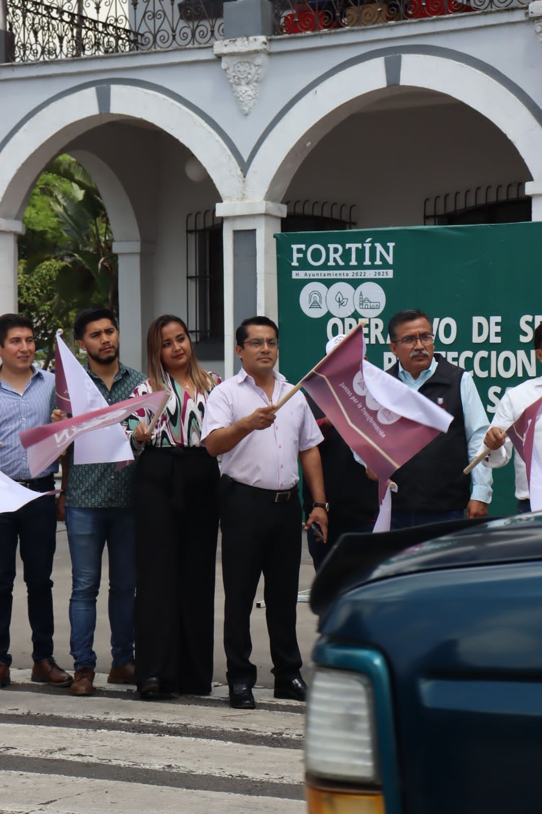 Da banderazo de inicio de operativo presidente municipal Gerardo Rosales Victoria 
