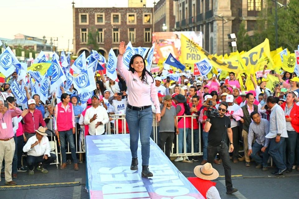 Presenta Alejandra Del Moral 5 propuestas para modernizar Toluca