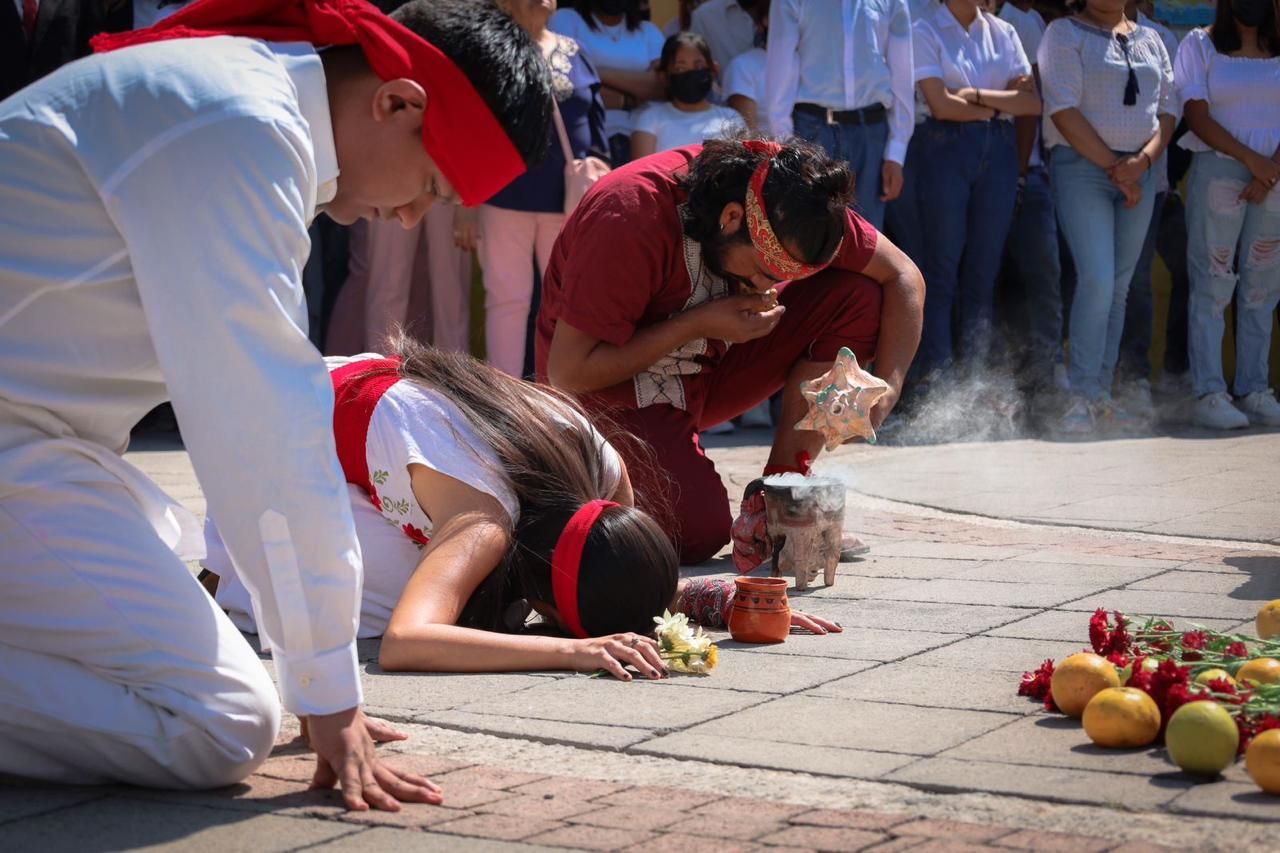 Conmemoran en Texcoco el 621 aniversario del nacimiento del Rey Poeta Nezahualcóyotl 