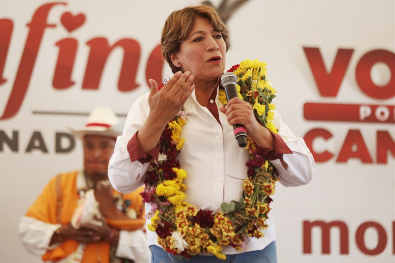 Convoca la maestra Delfina Gómez a denunciar amenazas a personas beneficiarias de programas sociales