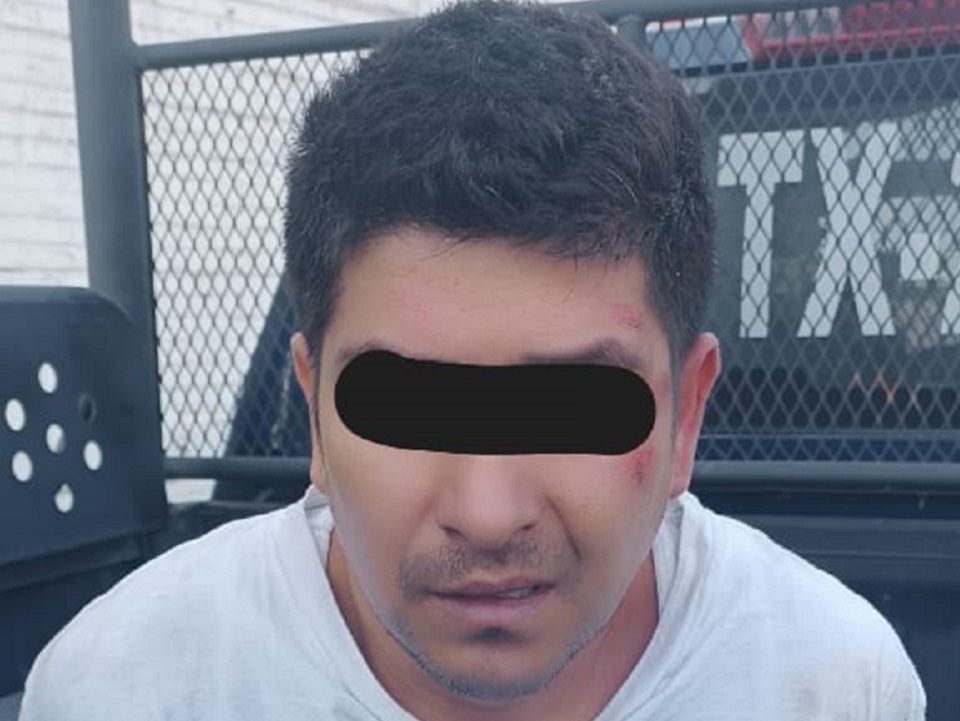 Apresan Policías a tres responsables de robo de llantas en Texcoco