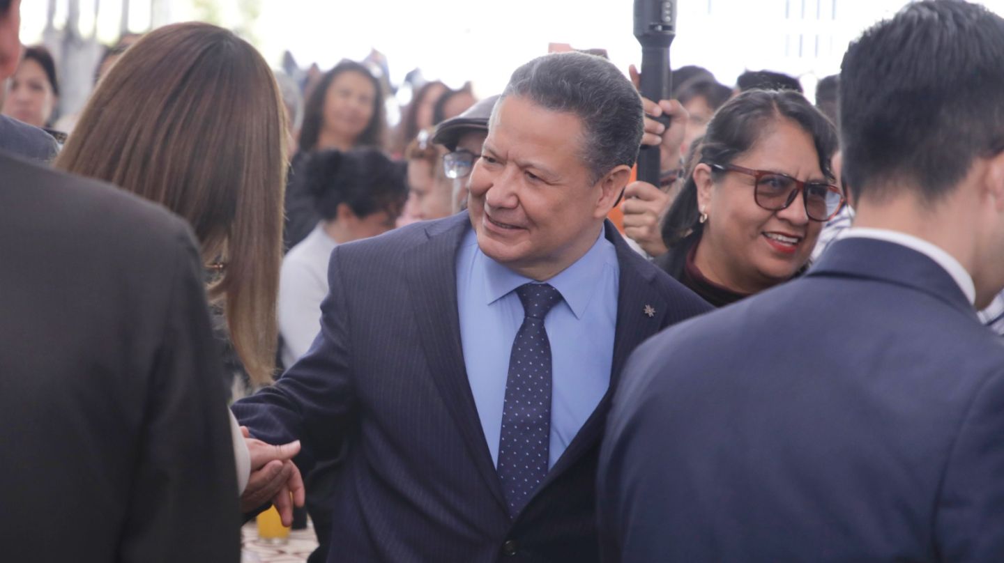 Julio Menchaca es el segundo gobernador más confiable del país, reveló encuesta