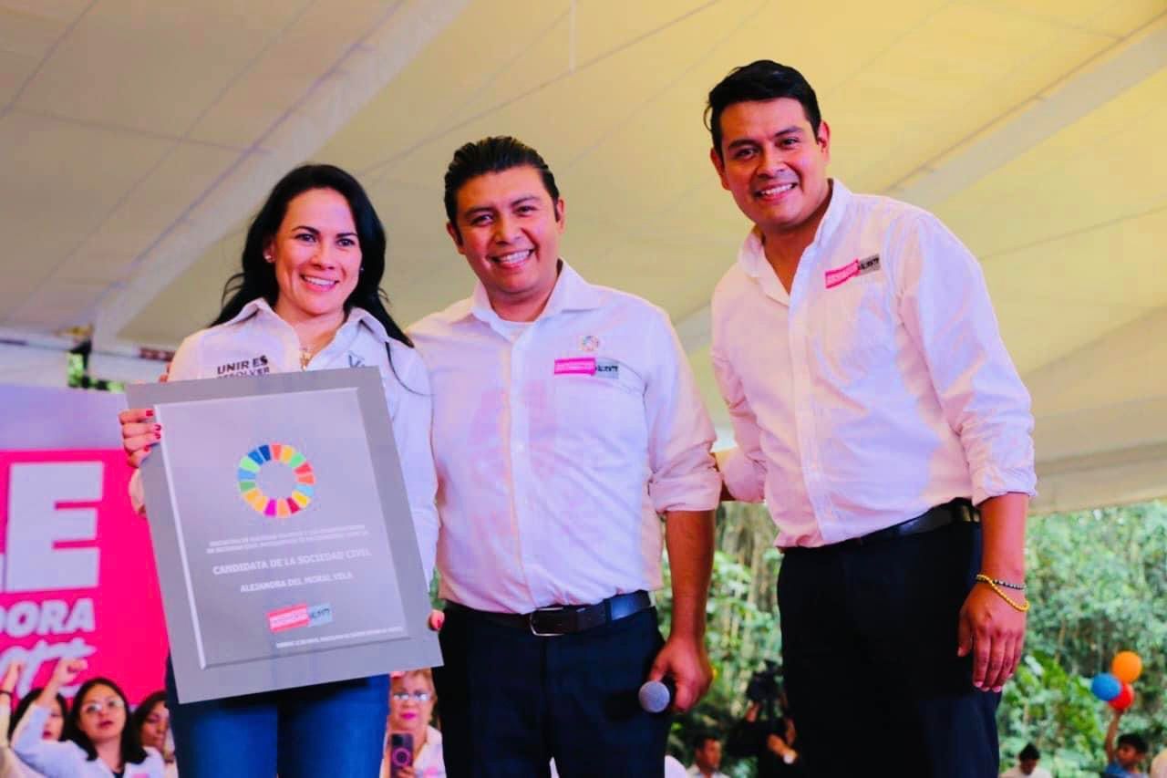 La candidata de la coalición Va por el Estado de México Alejandra del Moral Vela, sostuvo un encuentro con la Iniciativa Sociedad Valiente donde se dieron cita 300 organizaciones