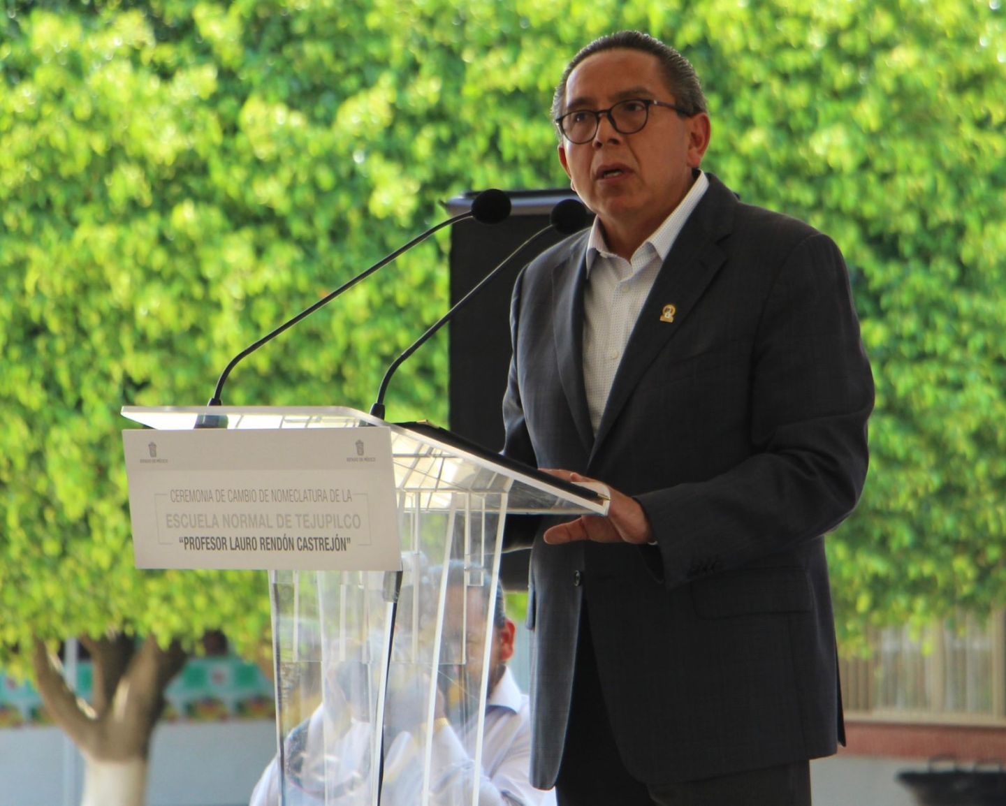 Escuela Normal ’Profesor Lauro Rendón Castrejón’ rinde homenaje a ex líder del SMSEM
