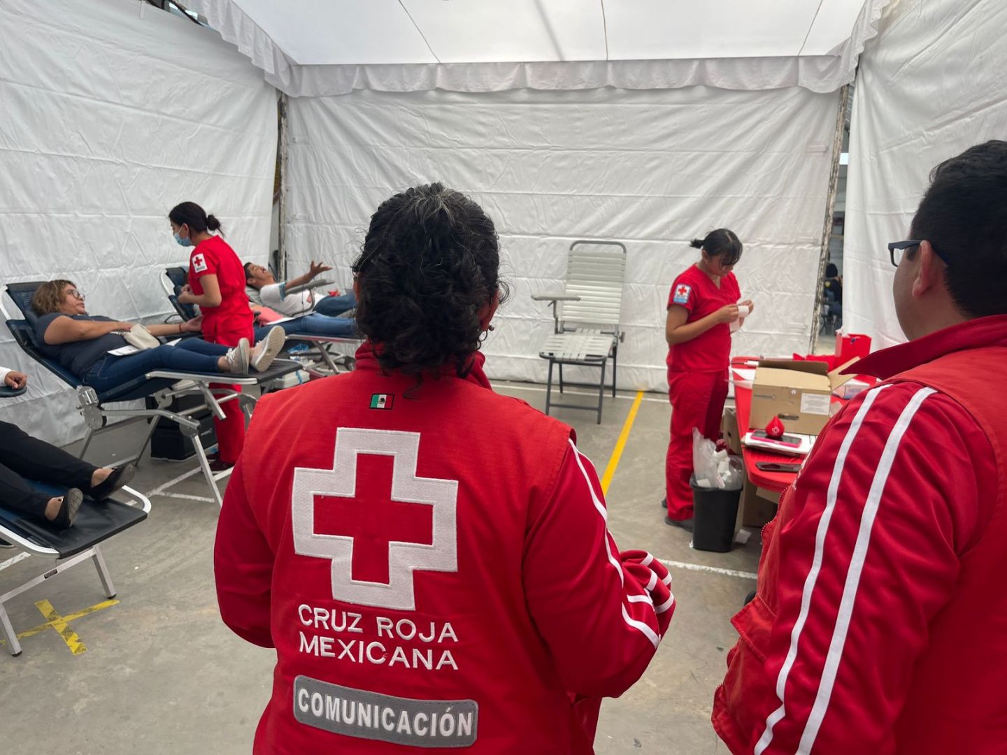 Ecatepec rompe récord en donación de sangre; acuden 
más de 500 voluntarios a campaña de la Cruz Roja