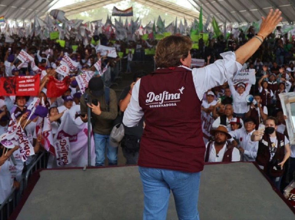 Abarrotan 120 mil mexiquenses dos cierres de campaña de Delfina Gómez 