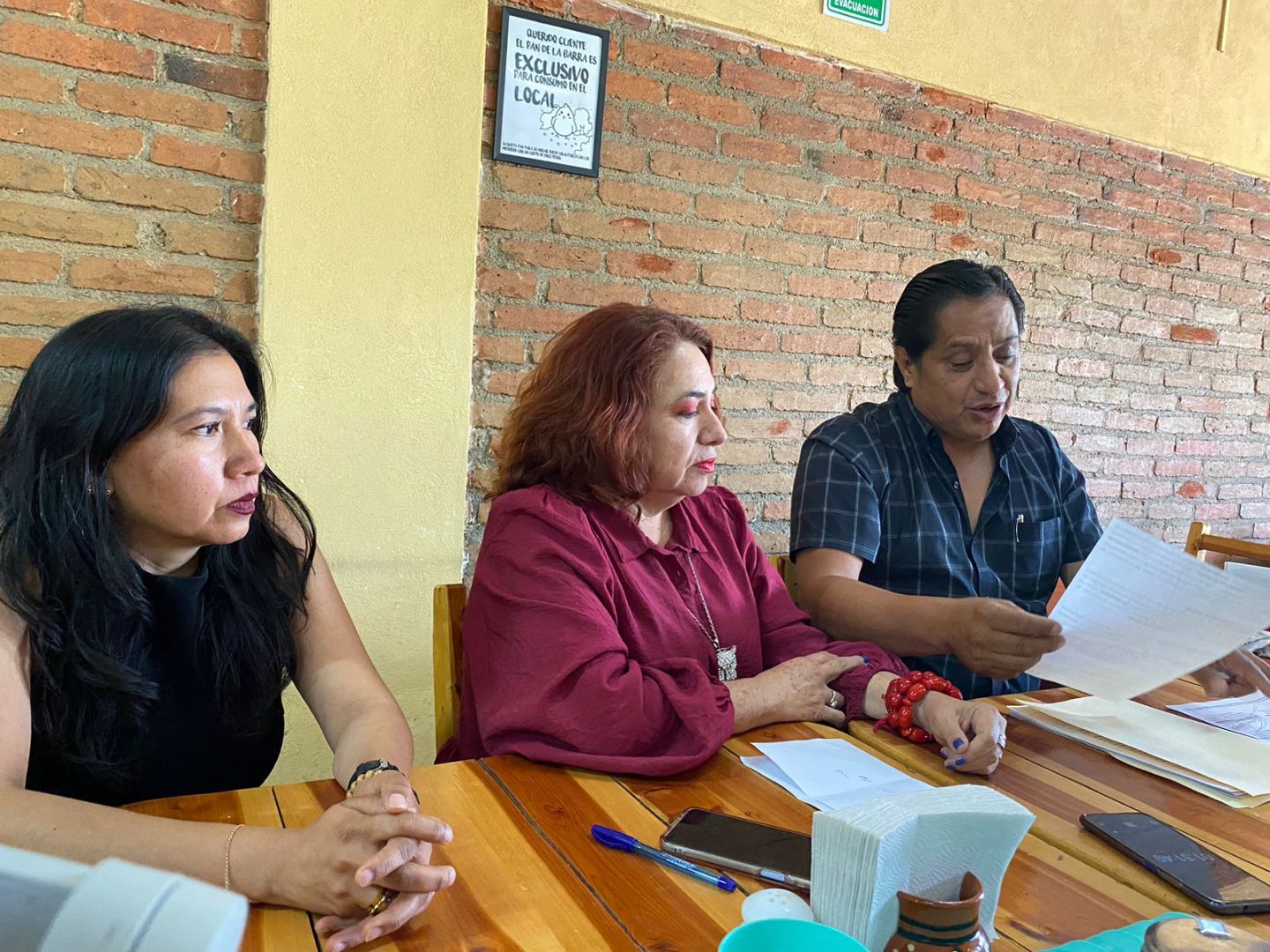 Trabajadores de salud inician carpetas de investigación en contra de Sonia Ocampo