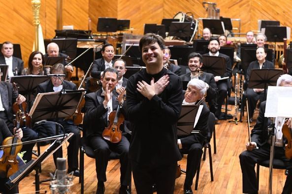 Interpreta Orquesta Sinfónica del Estado de México a John Adams