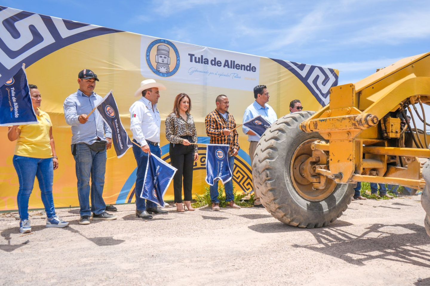 Inicia pavimentación hidráulica en
la colonia Benito Juárez, en Tula