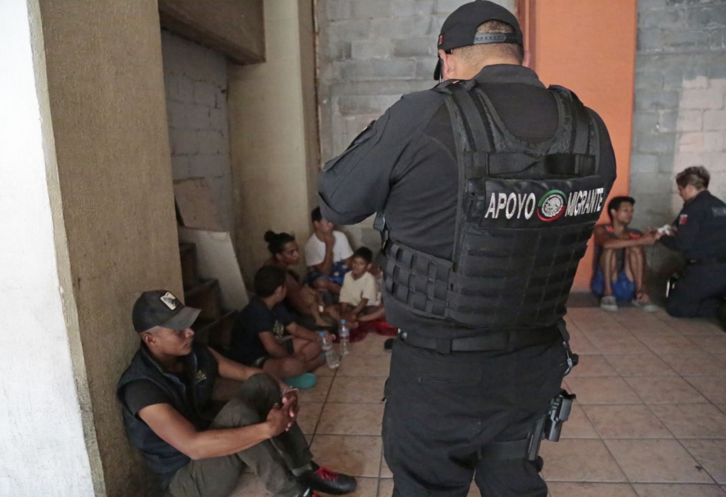 Efectivos de Seguridad Pública de Ecatepec rescatan a migrantes secuestrados por traficantes de personas; 3 niños entre las víctimas 