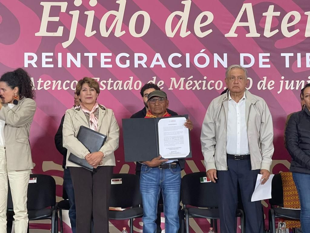Visita de AMLO y Delfina Gómez en Atenco, frena despojo y abuso contra núcleos agrarios
