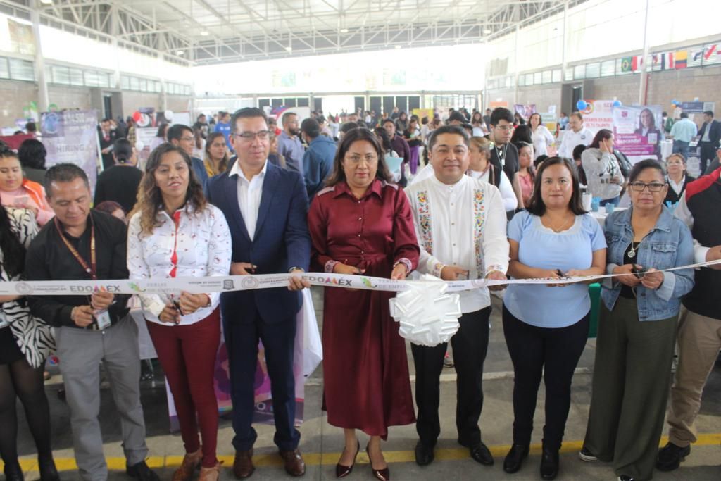 Participan 50 instituciones públicas y privadas en la ’Feria del Empleo Chimalhuacán 2023’