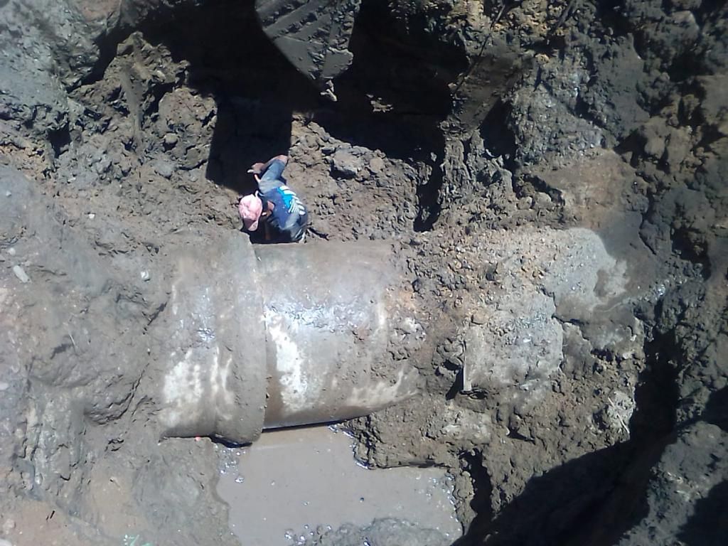 Instruye Abelina López Rodríguez reparación de fuga en acueducto Papagayo I
