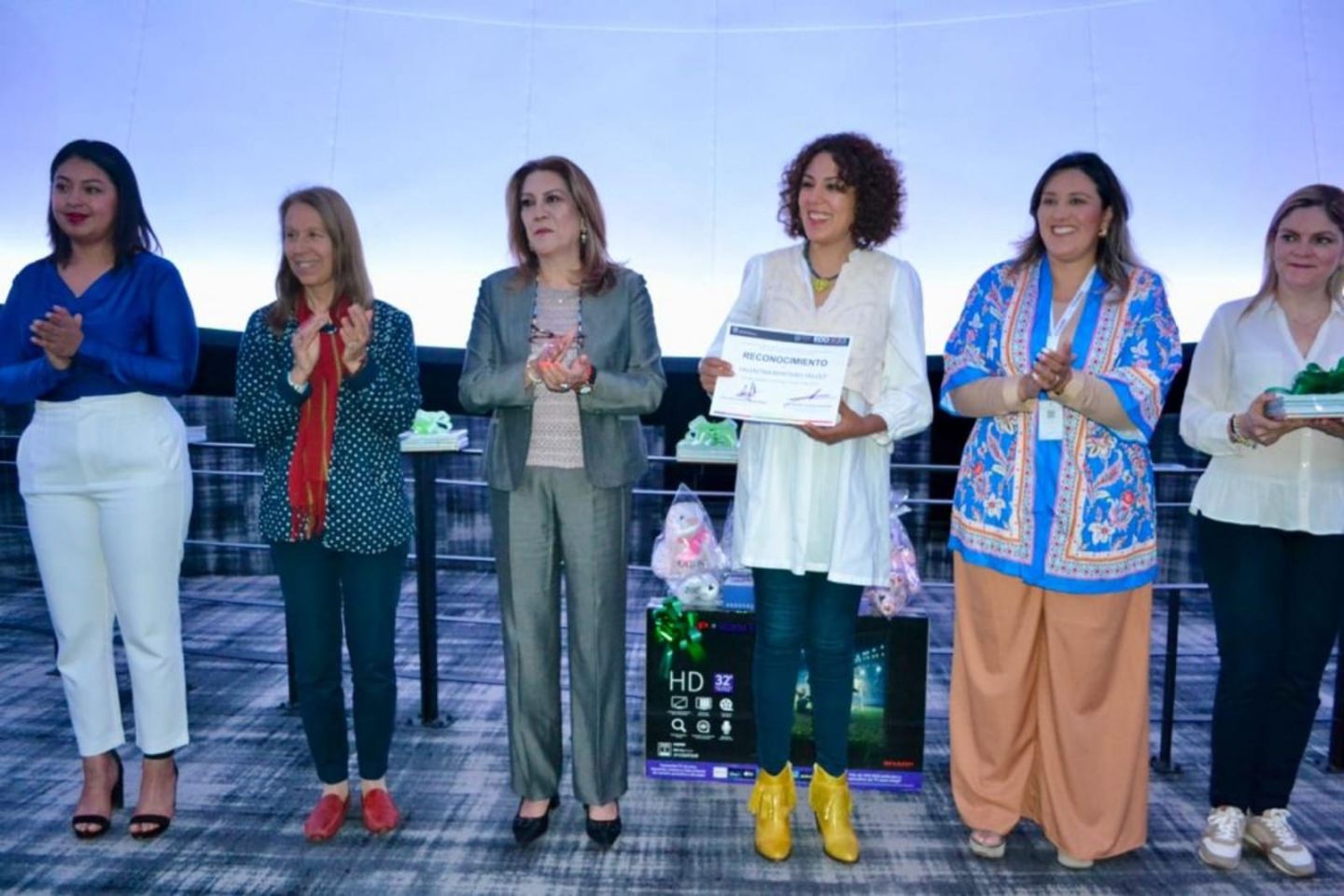 Reconoce GEM a Niñas y Niños que Participaron
en la Convocatoria ’Tu Cuento, Cuenta Mucho’.
