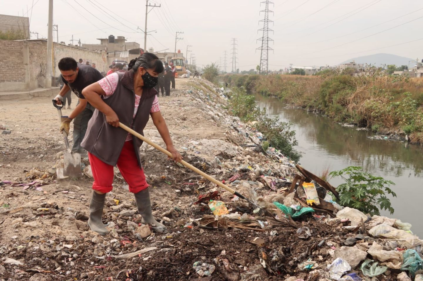 Urge alcaldesa de Chimalhuacán desazolve y limpieza para evitar desbordamiento de ríos