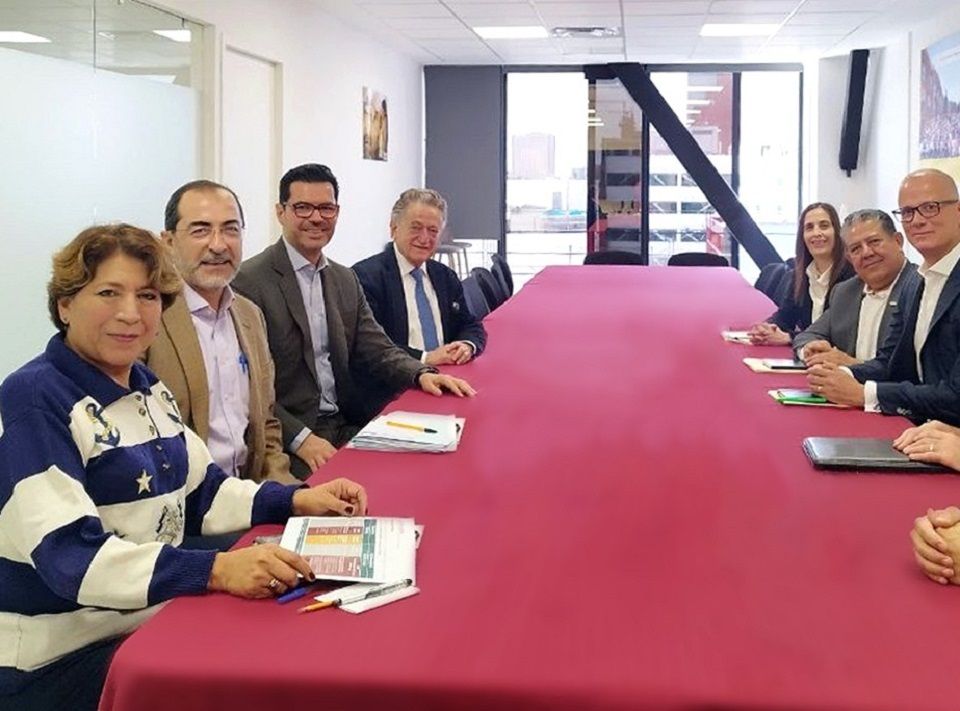 Delfina Gómez Gobernadora Electa sostiene reunión con titular de Banobras