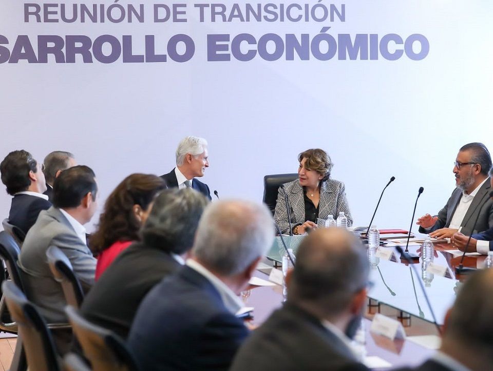 Revisa Delfina Gómez economía en última reunión de transición 