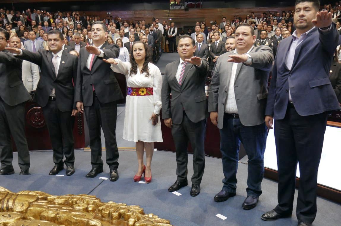 Realizan cambio de presidencia en la Junta de Gobierno del Congreso del Estado de Hidalgo 