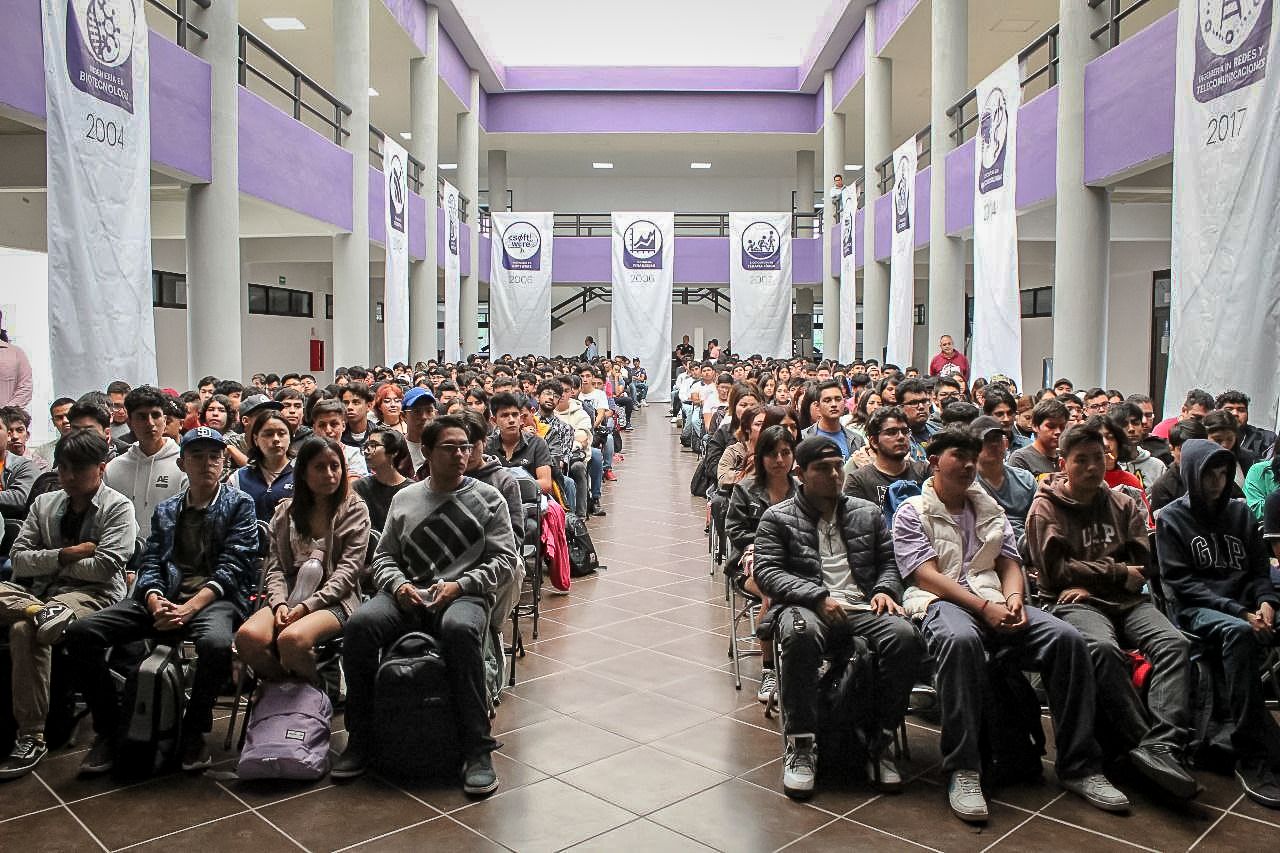Lanza Politécnica de Pachuca convocatoria para 9 carreras universitarias