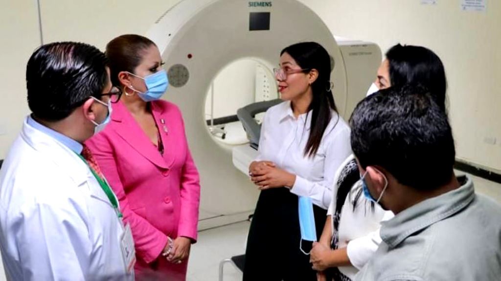 La Secretaria de Salud, Macarena Montoya Olvera, clausura la 9ª Jornada de Cirugía Extramuros de Labio y Paladar Hendido
