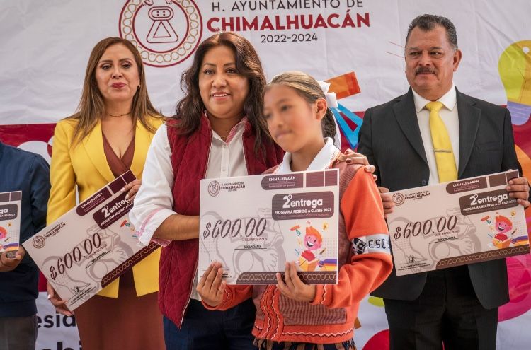 Programa regreso a clases llega a estudiantes de secundaria en Chimalhuacán 