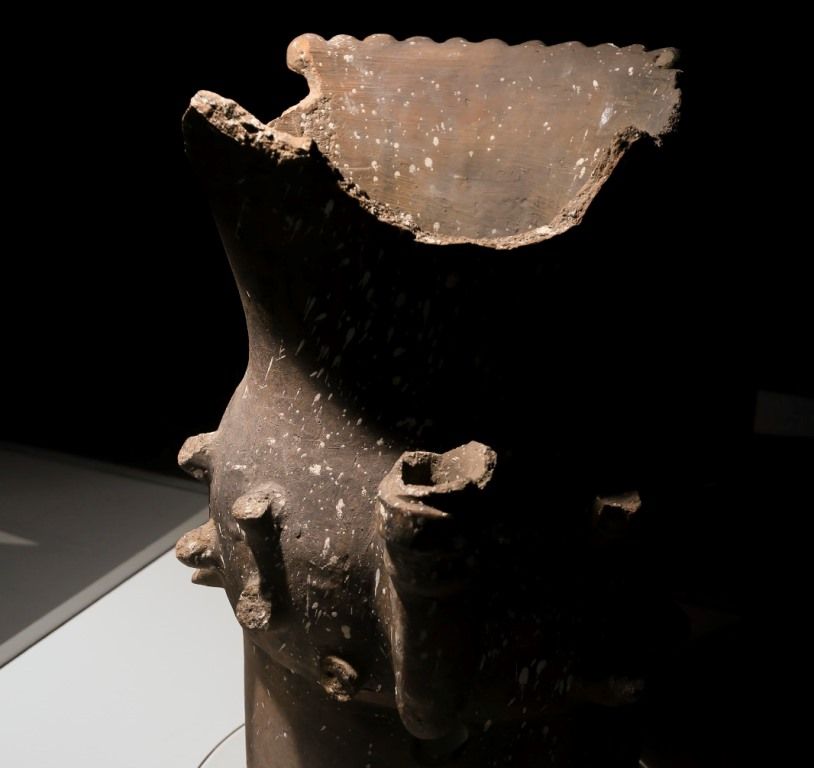  Exhiben en el Museo de Antropología e Historia del Edoméx la Vasija Octecómatl como pieza del mes