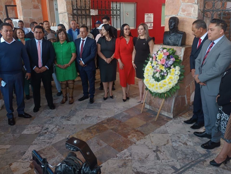 Celebra Teotihuacán la Erección como Municipio y Elevación de rango a Villa