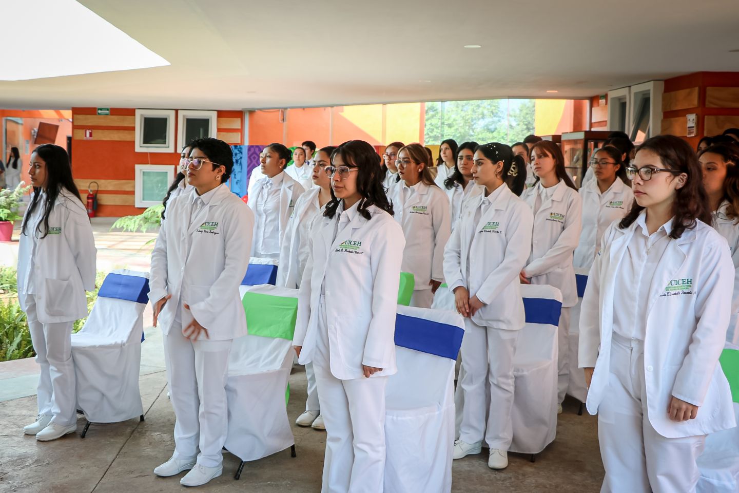 Futuros médicos de la UICEH inician
prácticas en la Otomí-Tepehua