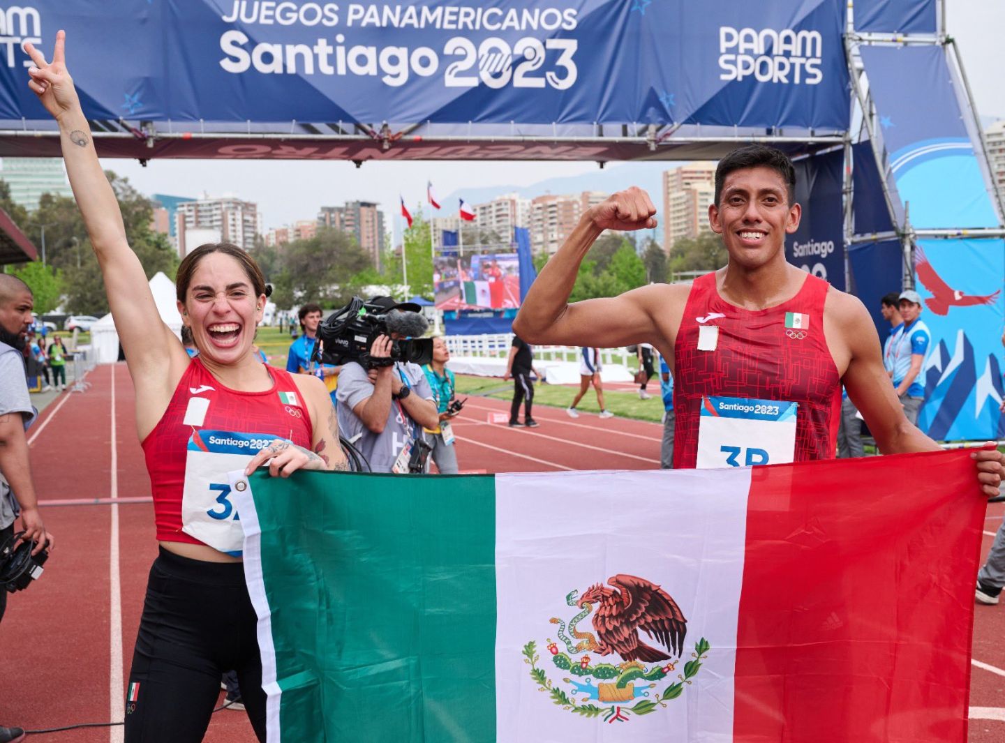 Logran mexiquenses 13 medallas en los juegos panamericanos de Santiago 2023
 