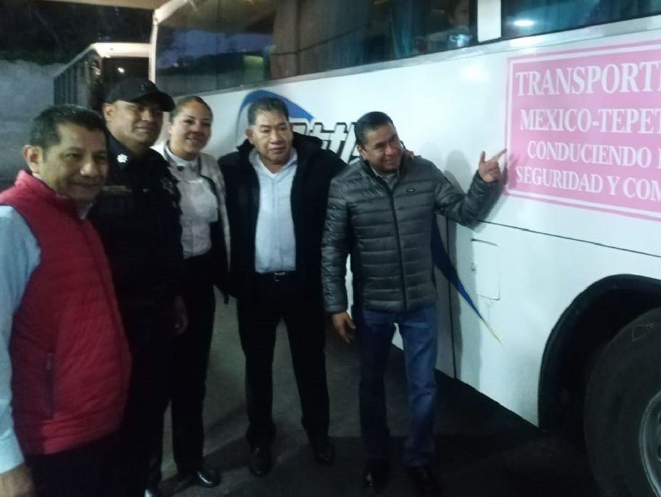 Logra gobierno de Texcoco consenso para operación autobuses rosas