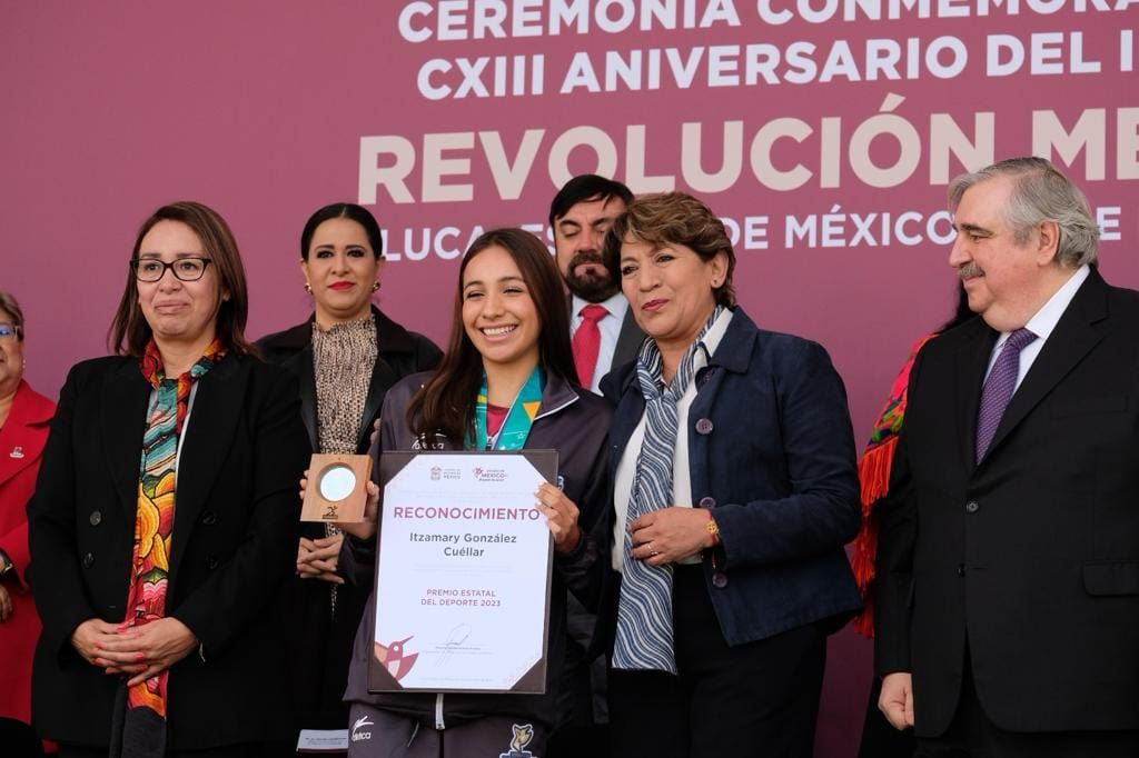 La Gobernadora Delfina Gómez Encabeza la Ceremonia por el Aniversario 
de la Revolución Mexicana y la Entrega del Premio Estatal del Deporte