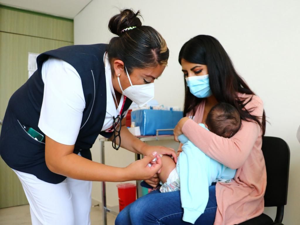 Aplica ISEM más de 1 millón de dosis gratuitas de vacuna contra Influenza y 350 mil para COVID-19
