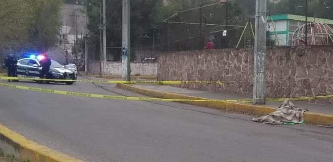 Hallan  a hombre embolsado en calles de Tlalnepantla 
