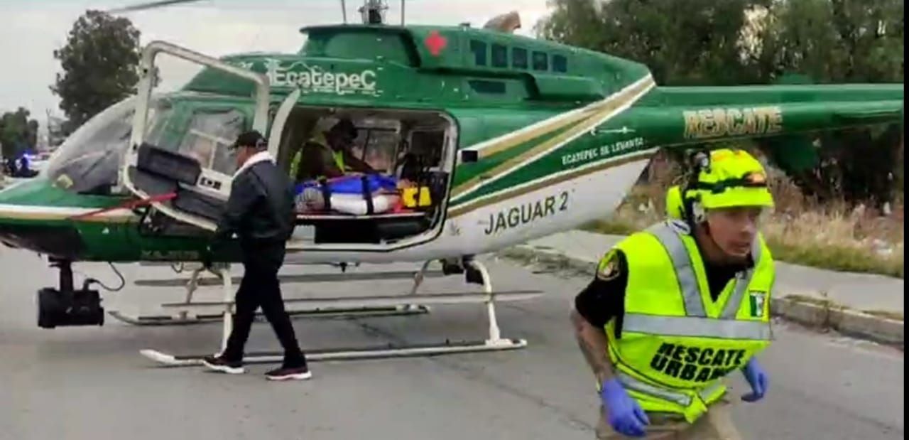 Helicóptero Jaguar 2 de Ecatepec traslada de emergencia a un hombre electrocutado