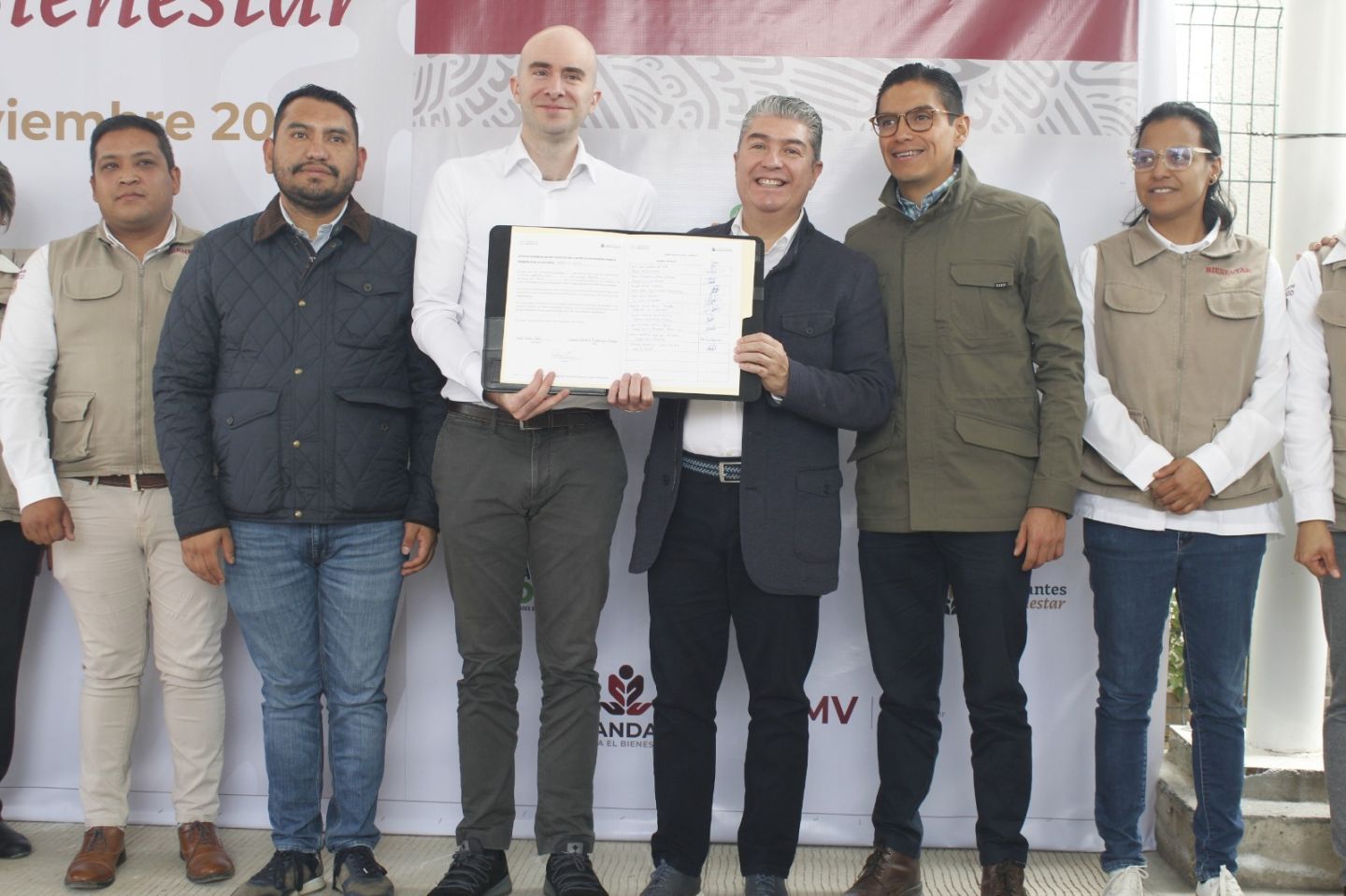 Inauguran banco del bienestar en Papalotla supervisados por gobiernos de México y del estado de México 