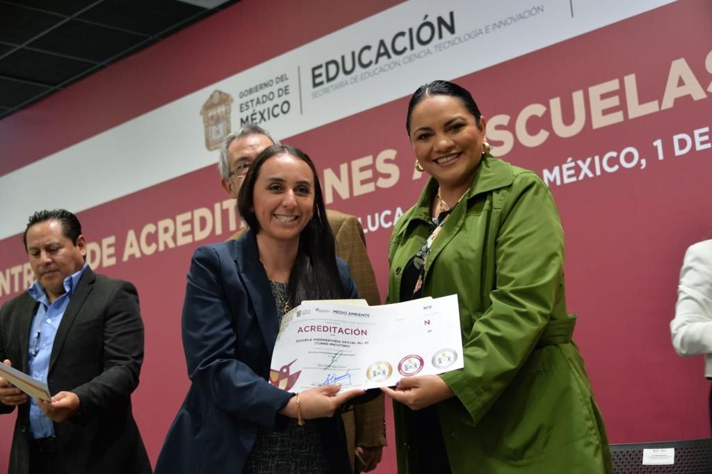 Escuelas ambientalmente responsables reciben su acreditación por parte del gobierno mexiquense 