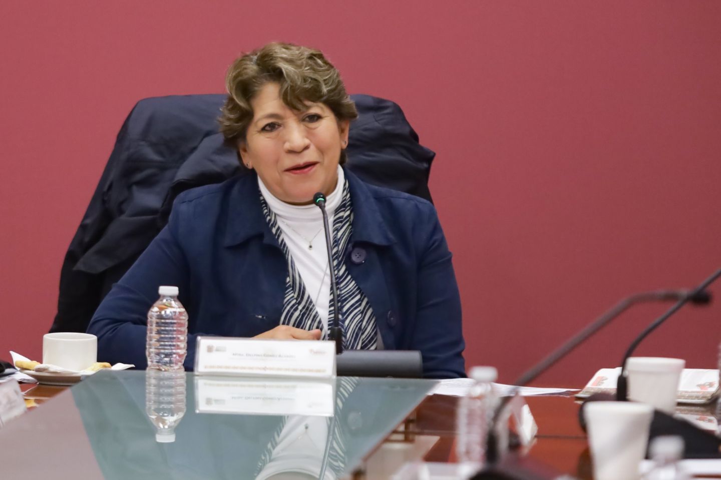 Gobernadora Delfina Gómez da seguimiento a estrategia para combatir robo de autotransporte
