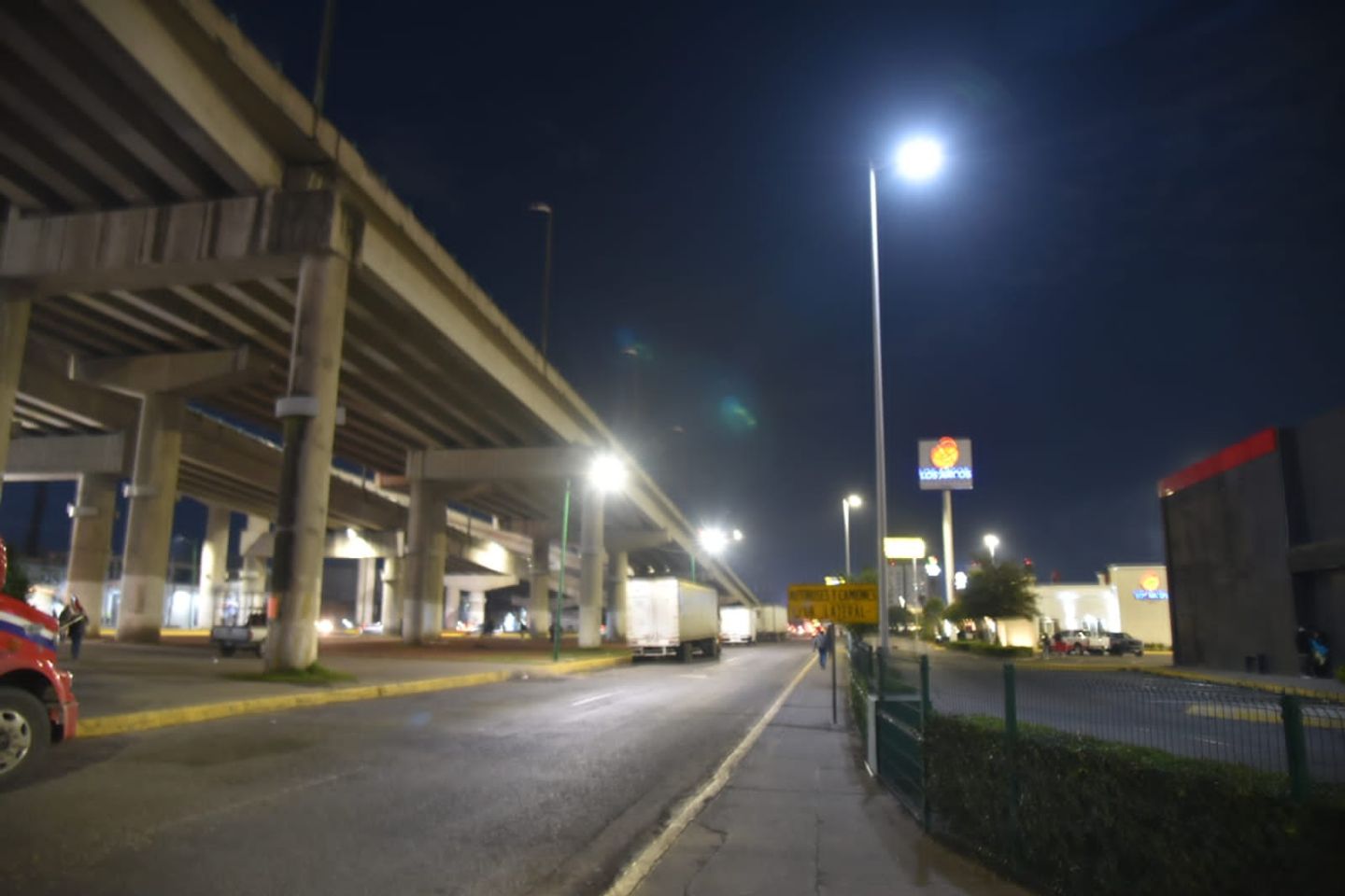 Mejora gobierno de Delfina Gómez la iluminación en boulevard aeropuerto y paseo Tollocan