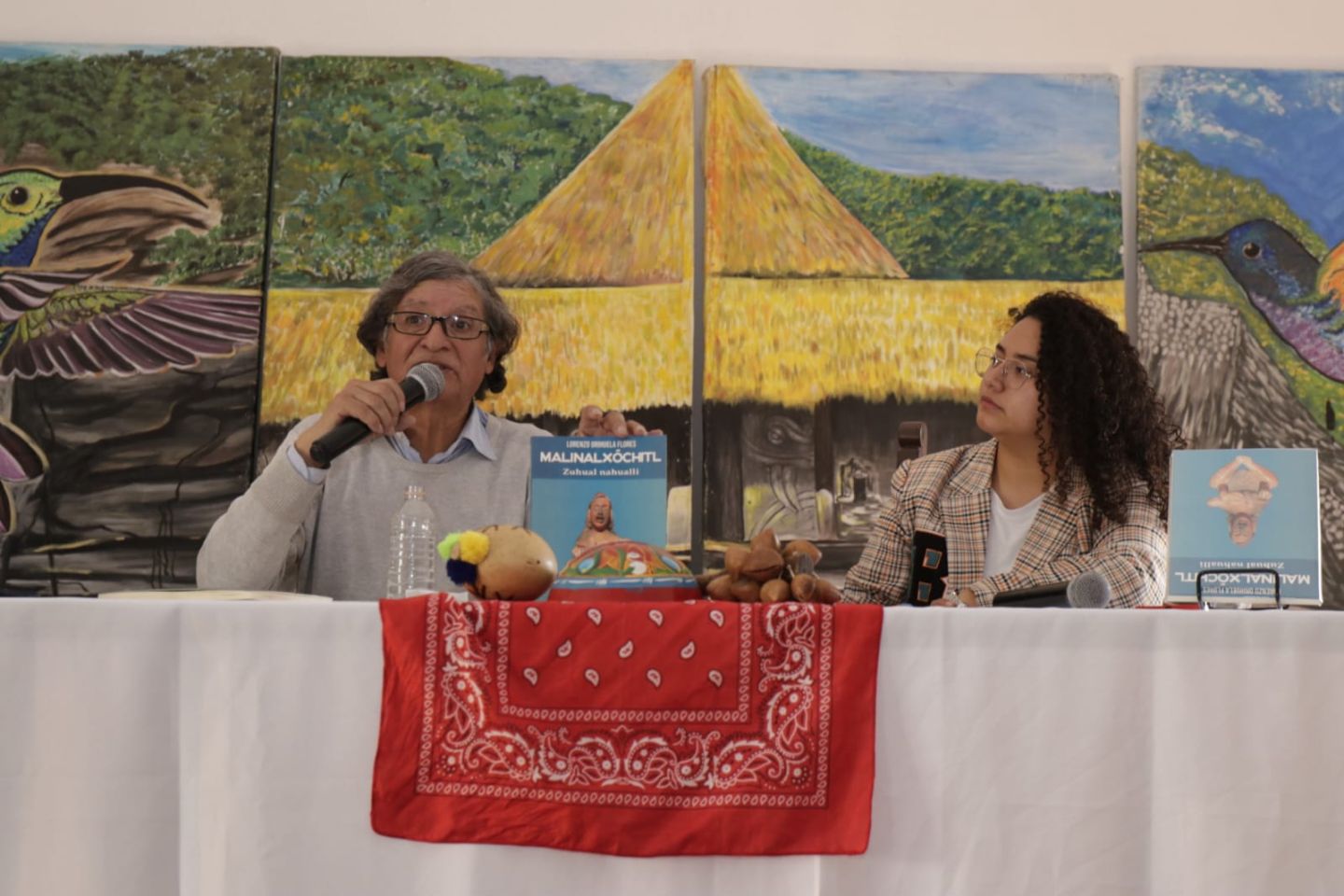 Gracias a la audiencia ciudadana escritor mexiquense encuentra espacios para difundir su libro ’Malinalxóchitl’ 