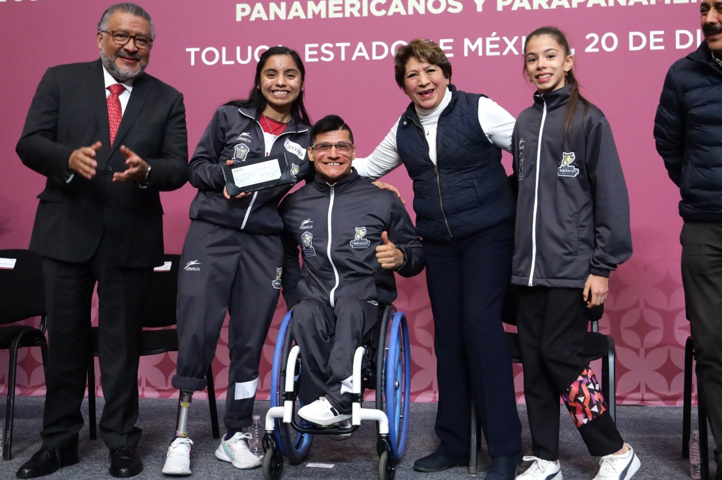 Tarjeta mujeres con bienestar, pensión a personas discapacitadas, son logros de los 100 días de la gobernadora mexiquense 