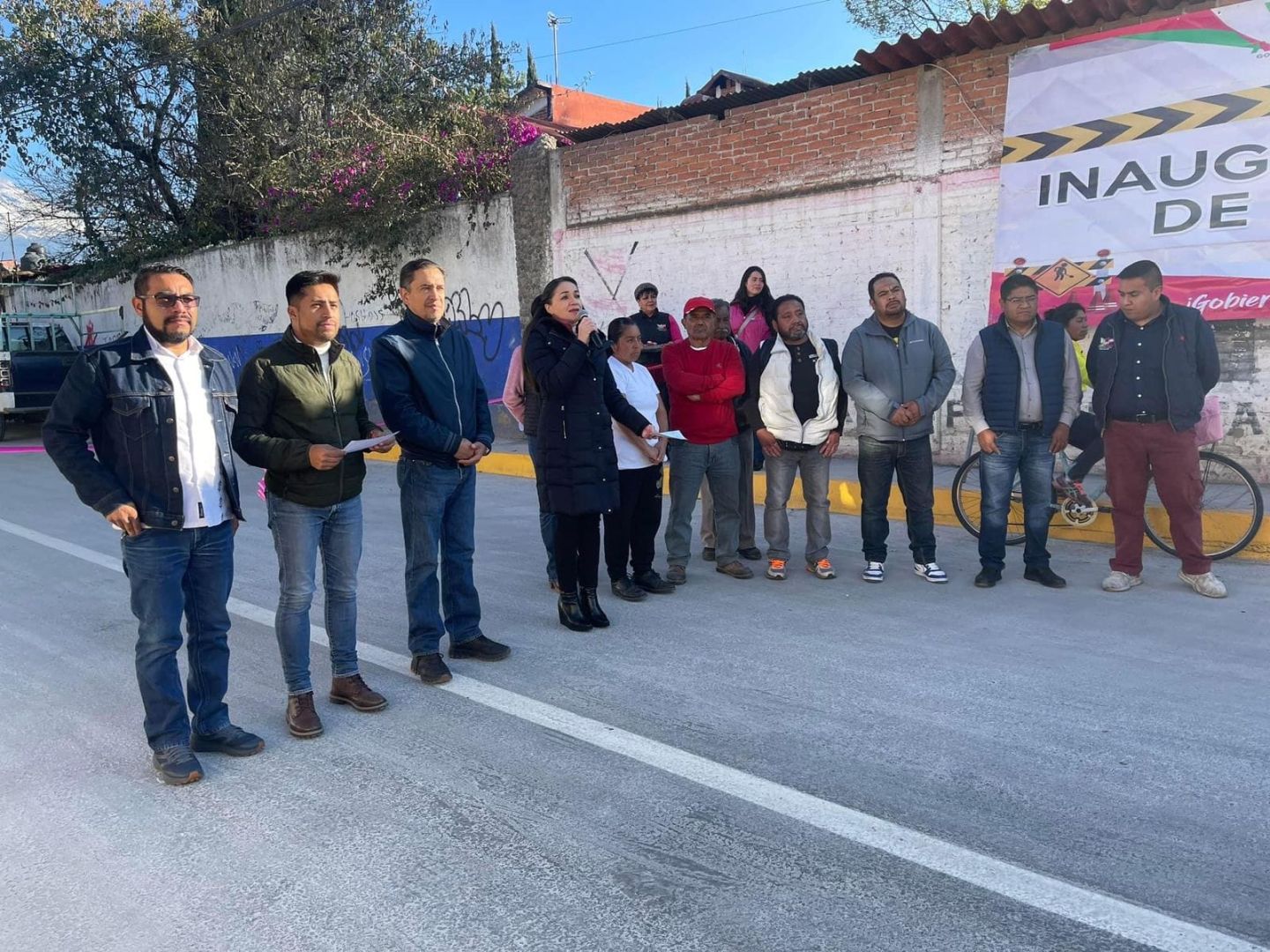 ’Vecinos de Amecameca Iniciarán el Año Nuevo
con Calle Nueva’: Ivette Topete García
