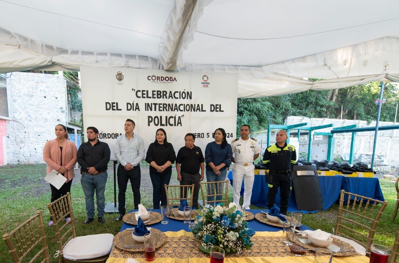 Reconocen autoridades labor de policías de Córdoba