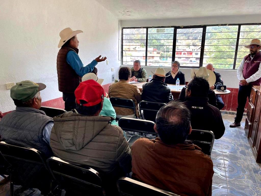 Delfina Gómez impulsa la atención directa a los productores del campo en Texcaltitlán