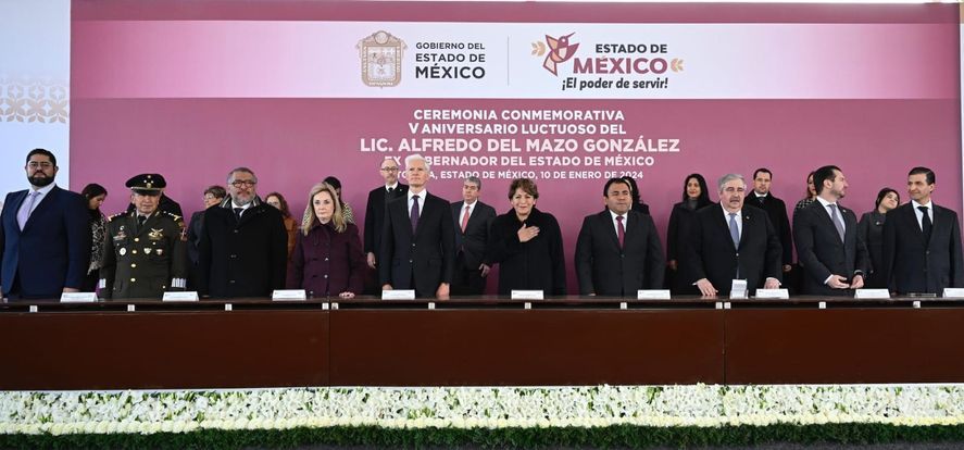 
 La Gobernadora del Estado de México, Delfina Gómez Álvarez encabeza la Ceremonia Conmemorativa por el V Aniversario Luctuoso del exgobernador Alfredo Del Mazo Glz.
