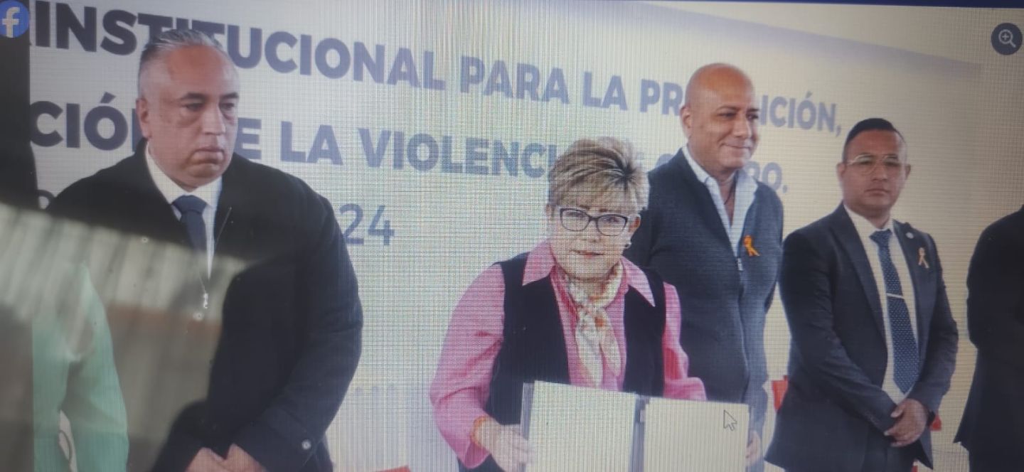 Cristina González alcalde de la Paz encabezo Encuentro Internacional 